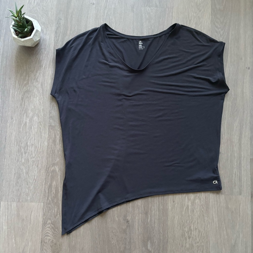 GAPFit Black V-Neck Asymmetrical Short-Sleeve T-Shirt